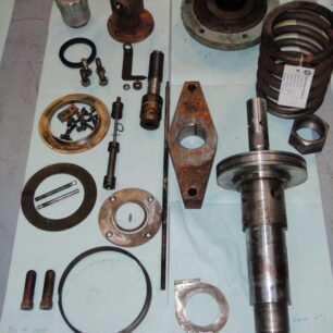 P1317953-306x306.jpg